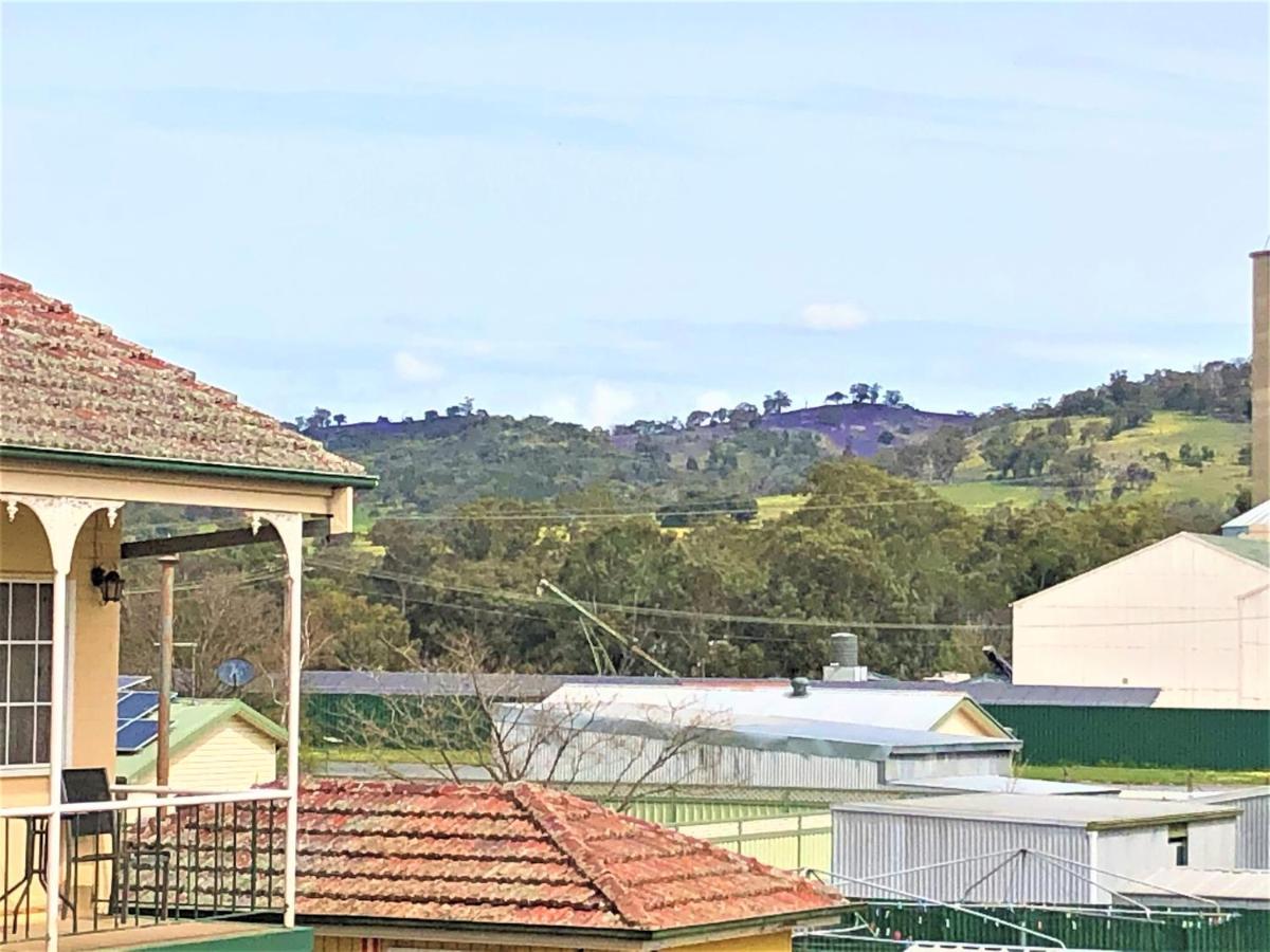 Bradman Motor Inn Cootamundra Buitenkant foto