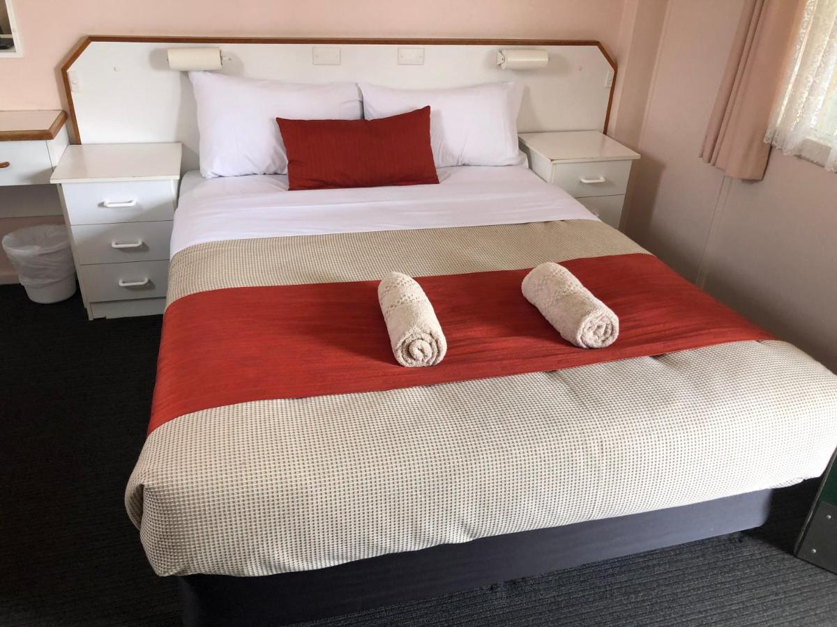Bradman Motor Inn Cootamundra Buitenkant foto